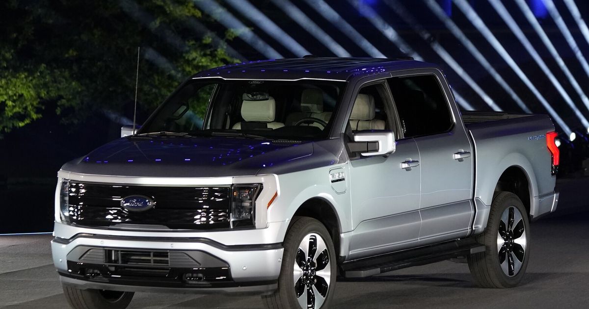 Electric vehicles win truck, utility of the year awards | The Seattle Times