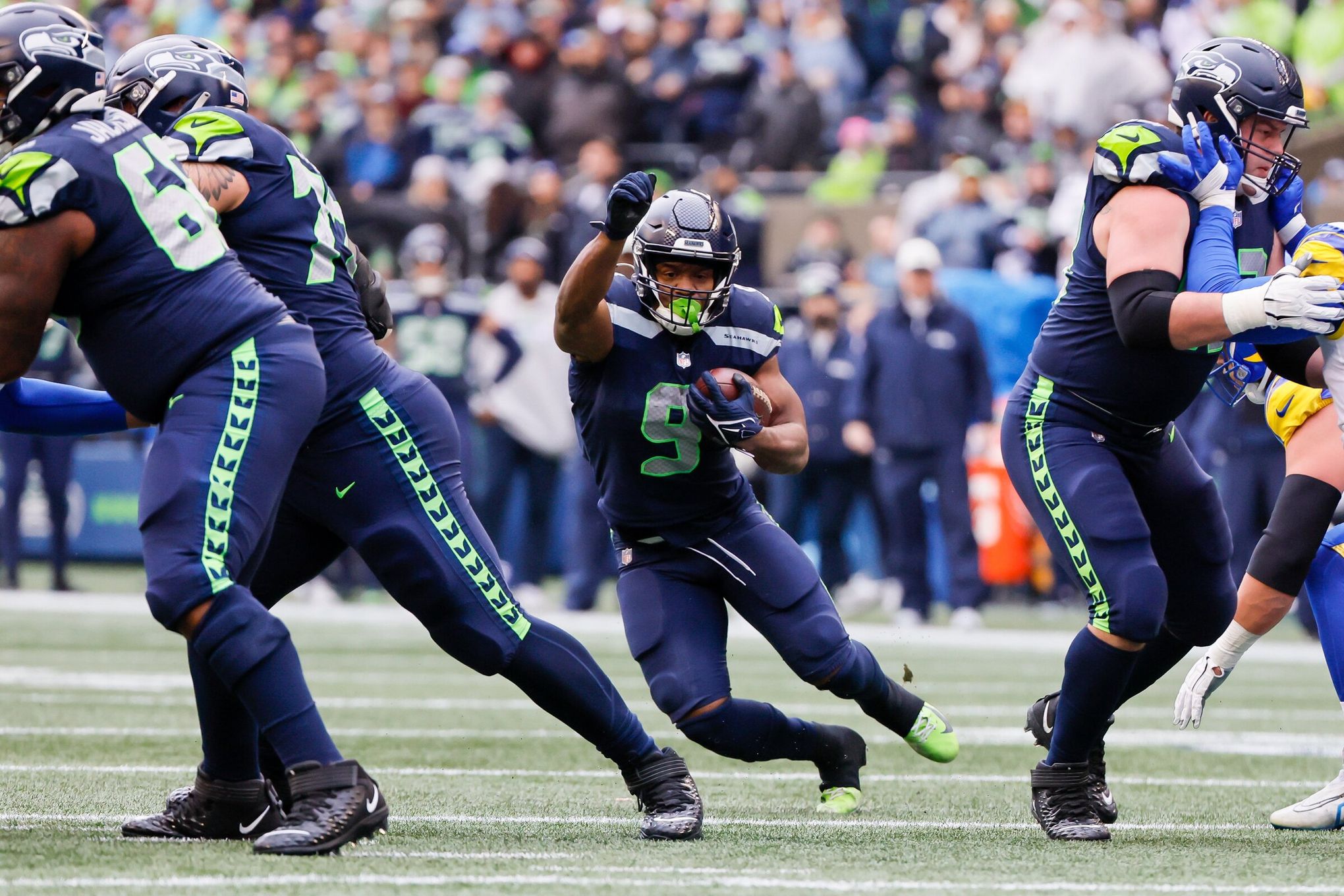 Seattle Seahawks running back Kenneth Walker III (9) warms up before an NFL  football game against the San Francisco 49ers, Sunday, Sept. 18, 2022 in  Santa Clara, Calif. (AP Photo/Lachlan Cunningham Stock