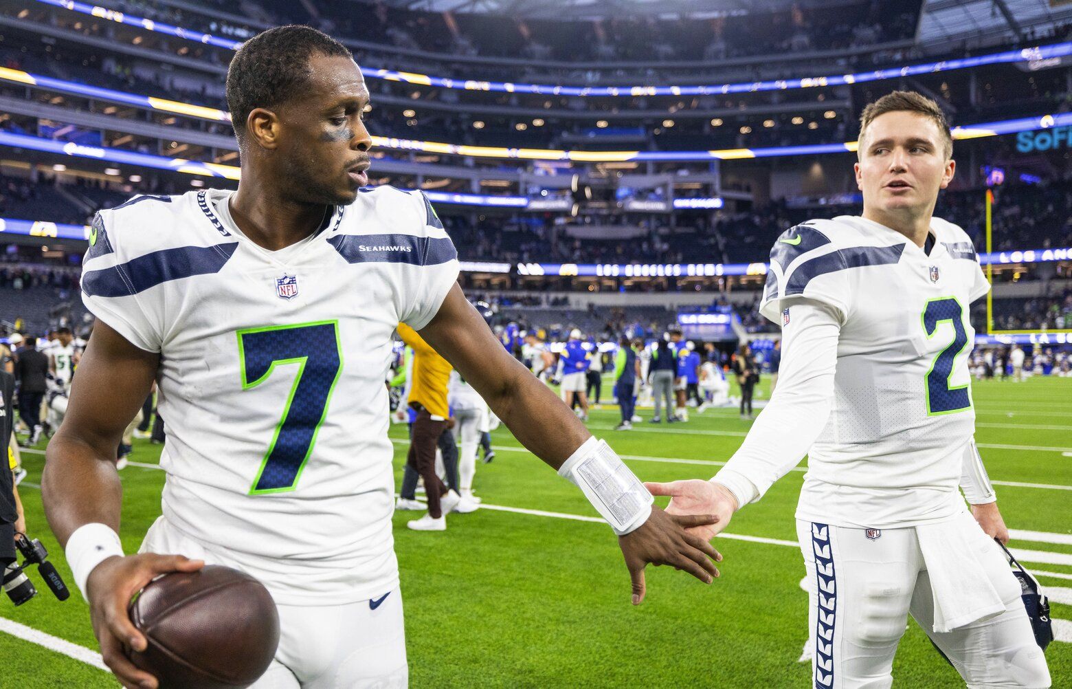 Will Seahawks Bring Back QB Geno Smith? Here’s What To Know About ...