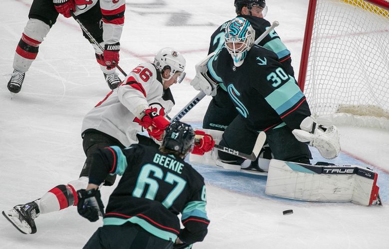 Seattle Kraken take down the New Jersey Devils in overtime