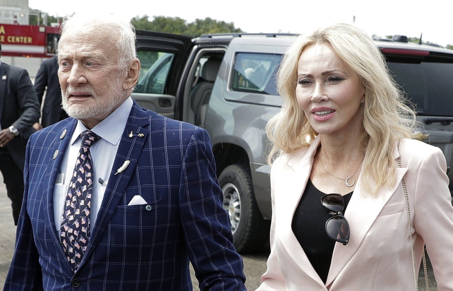 Astronaut Buzz Aldrin Marries Longtime Love On 93rd Birthday | The ...