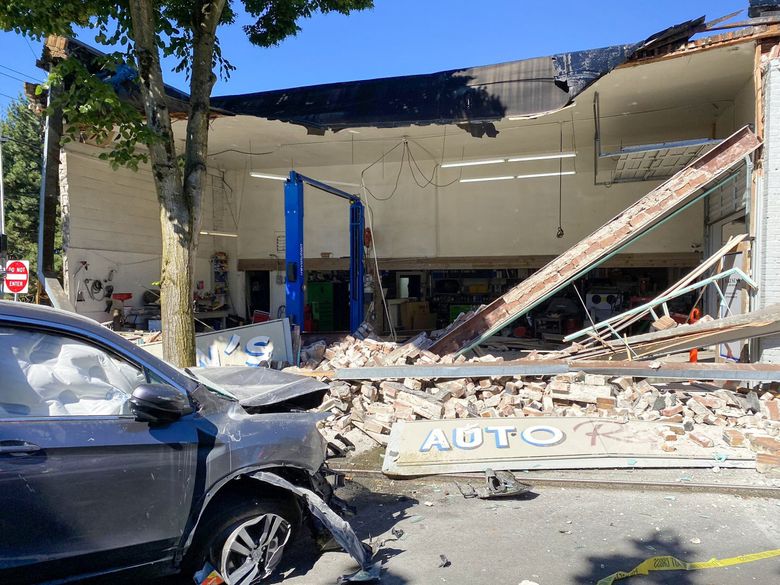 How many times a day do cars crash into buildings?