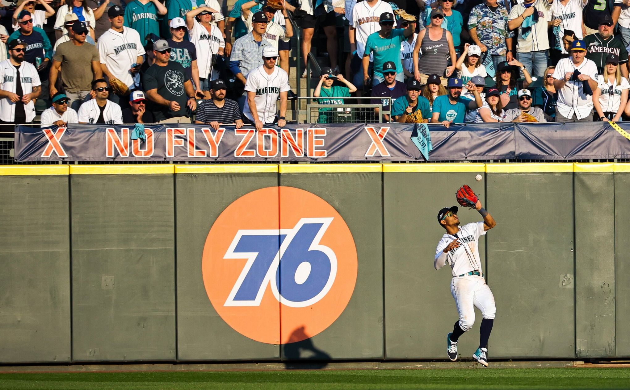 Mariners position analysis: Center field locked down with Julio