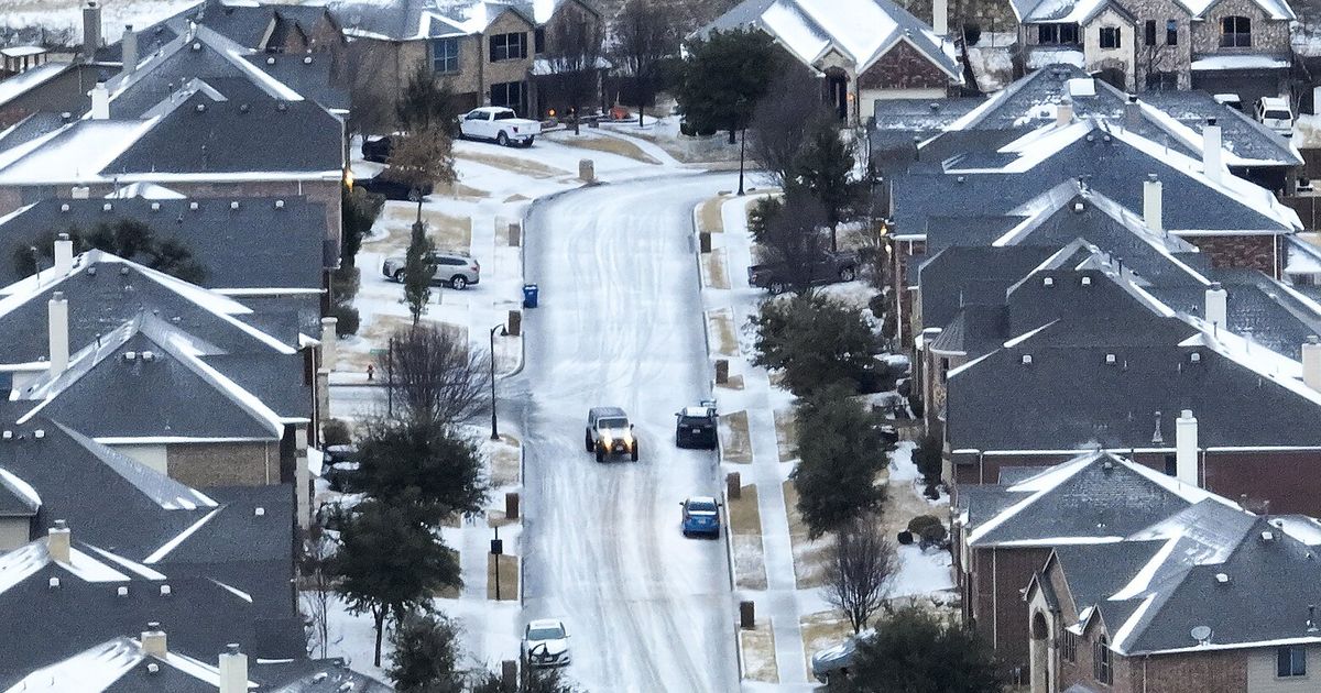 Power Outages Linger in Texas After Deadly Ice Storm | The Seattle Times