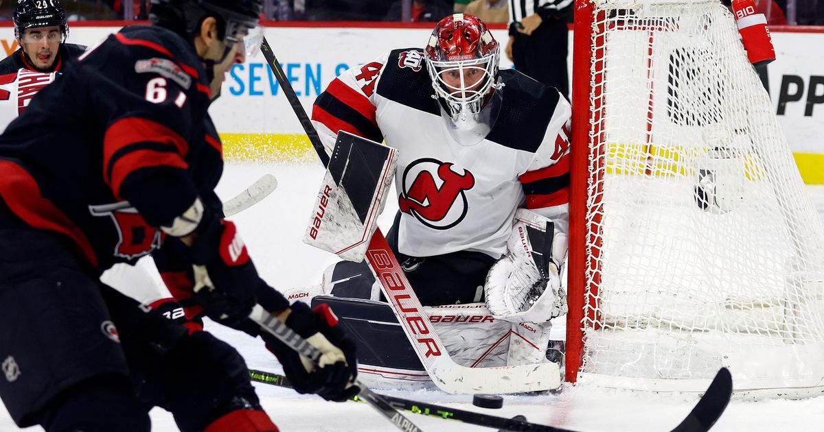 Mercer scores 2, Devils use 2nd period rally to top Canes The Seattle