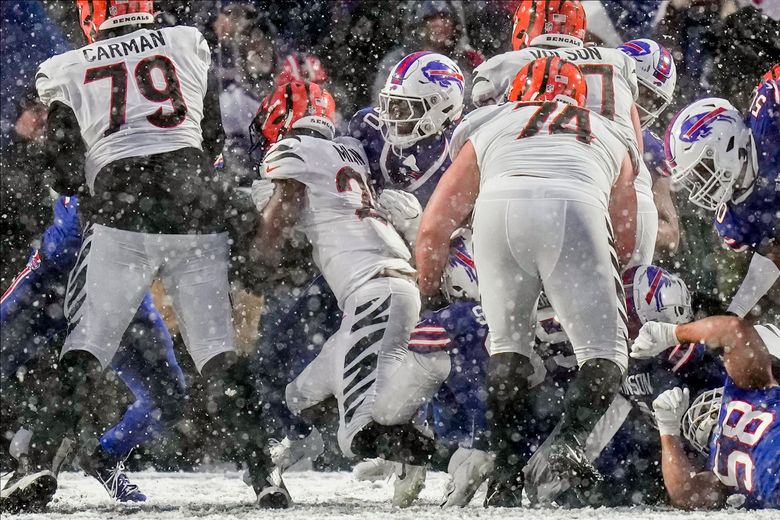 Bengals O-line subs stay ready ahead of AFC title game