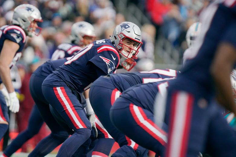 Kyle Dugger gives Patriots lead over Dolphins with 39-yard pick-six