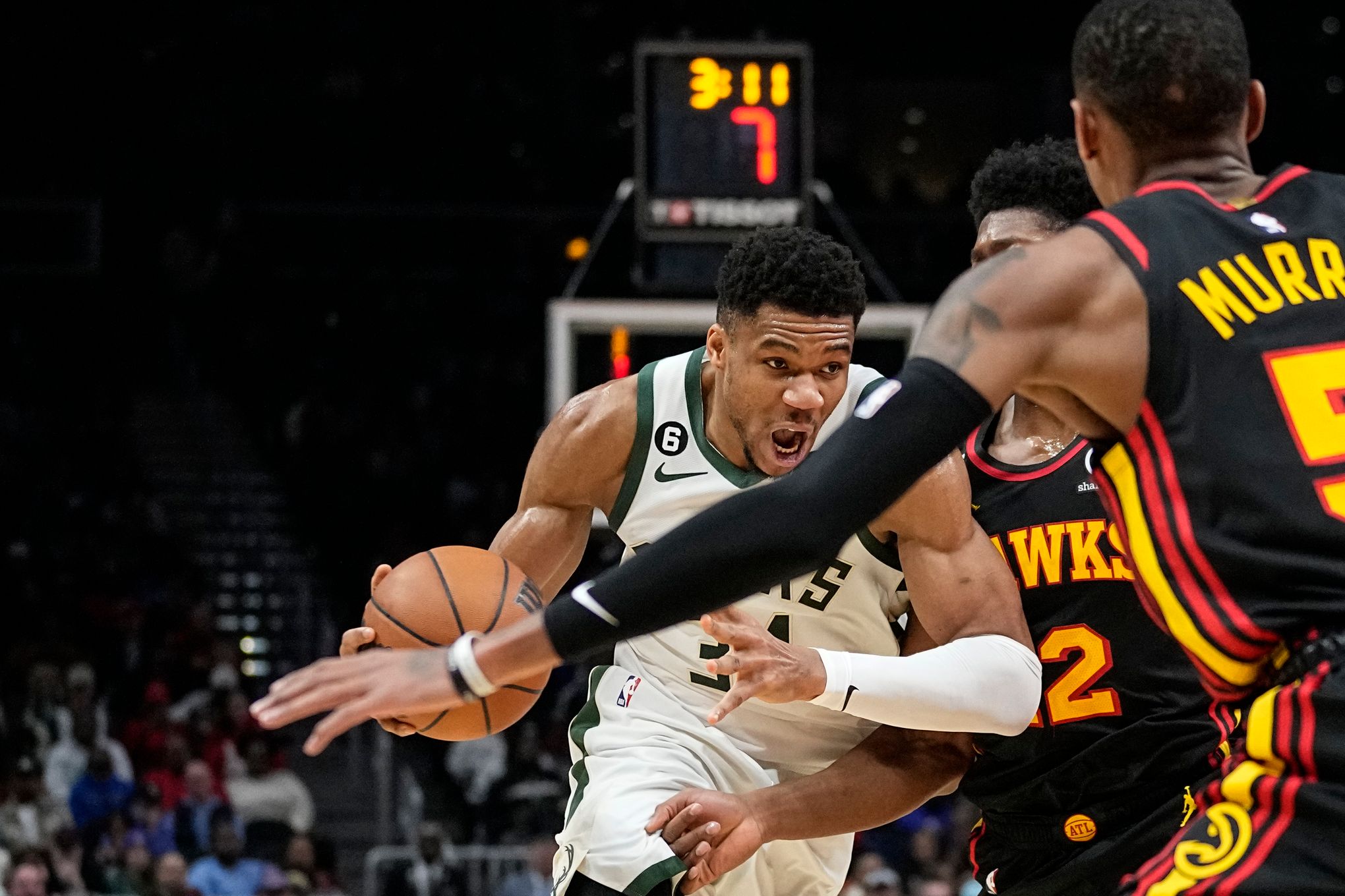 Lebron James And Giannis Antetokounmpo Lead All-Star Voting 2019