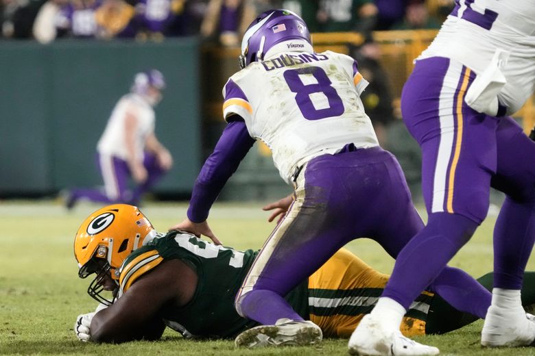 Everything goes wrong for Vikings in 41-17 loss at Green Bay