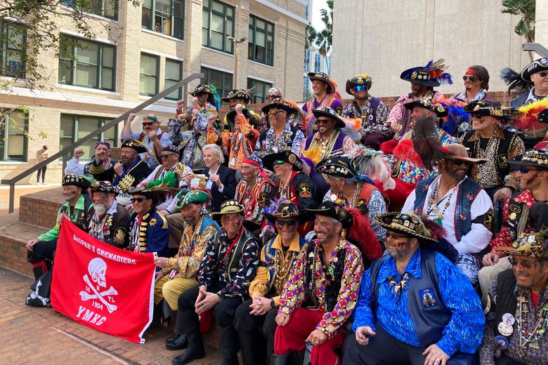 Gasparilla invasion and parade returns to Tampa