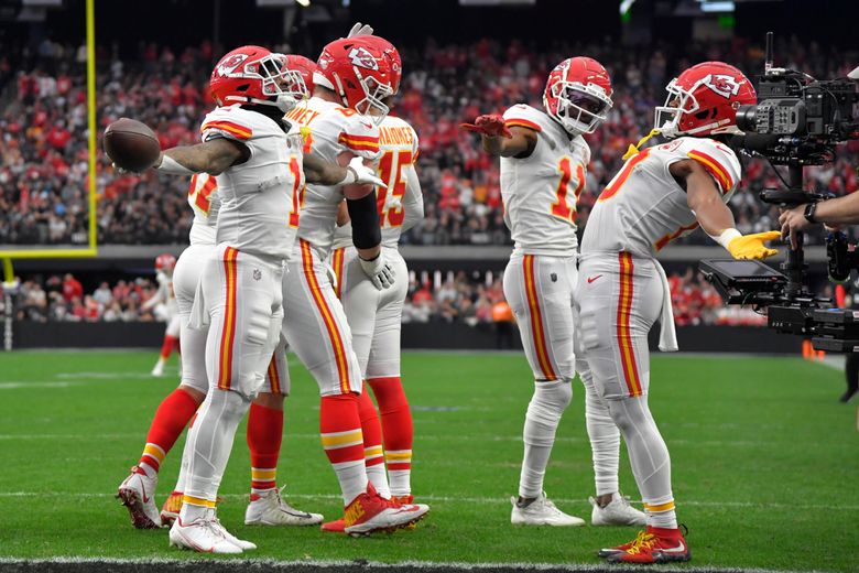 Chiefs' Travis Kelce thinks Noah Gray, Jody Fortson are key to winning