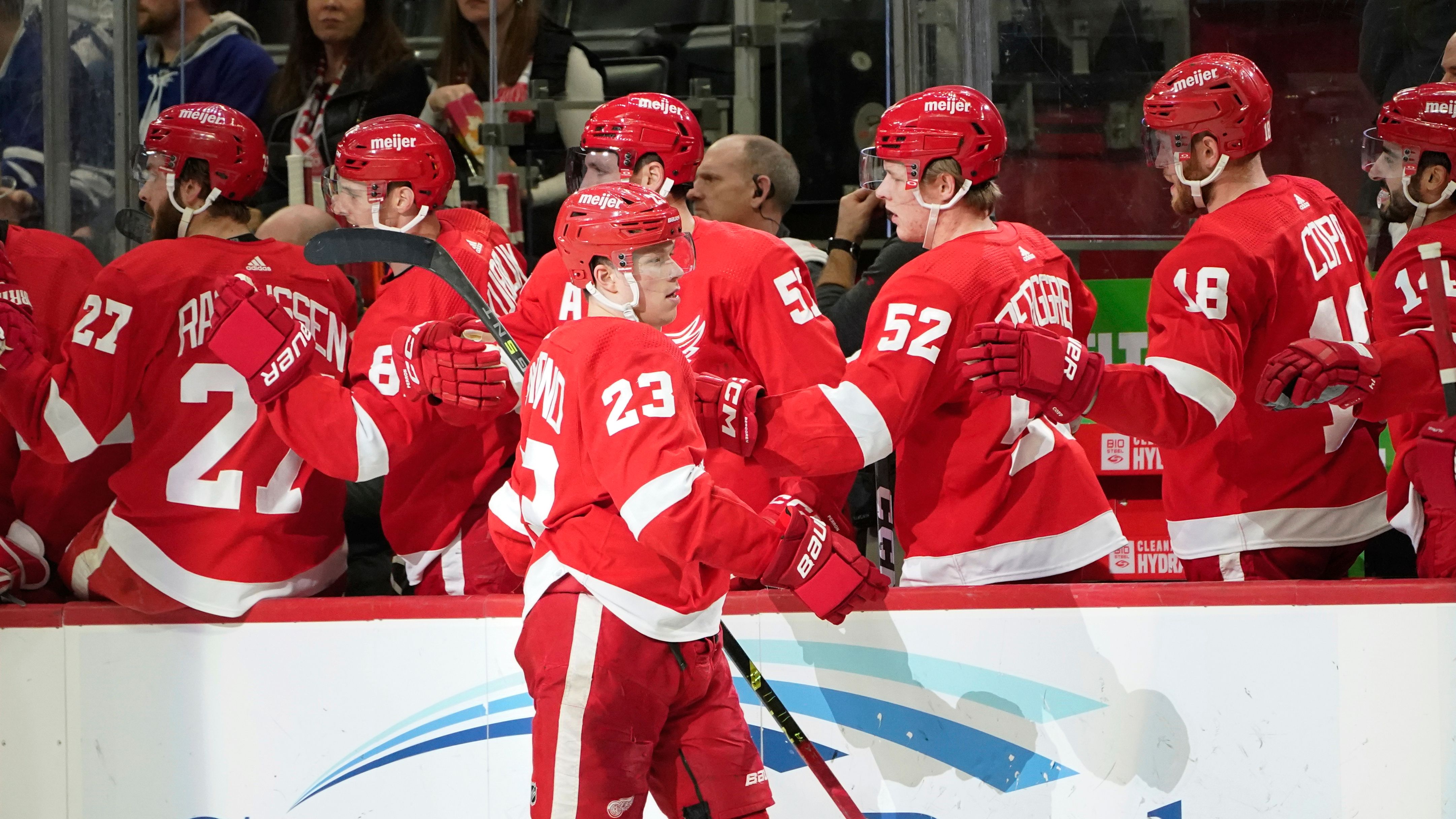 Red Wings beat Maple Leafs for 1st time in nearly 4 years The