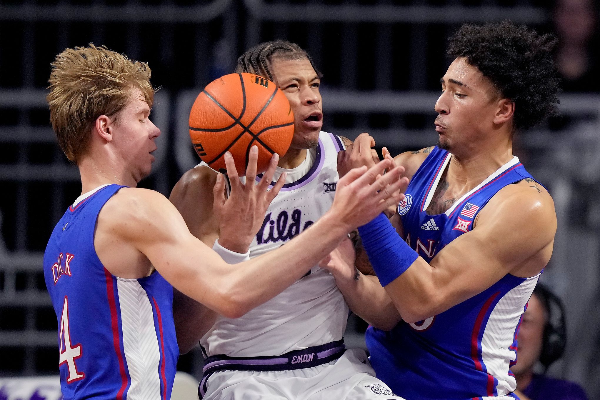 Jayhawks come back in final seconds to win Sunflower Showdown