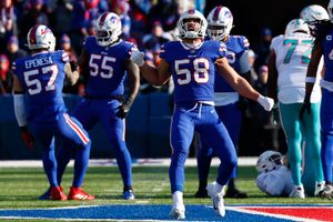 Josh Allen shoves prompt Bills-Dolphins Wild Card kerfuffle