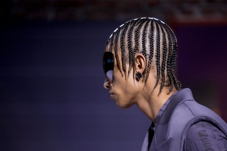 Why Louis Vuitton's Men's Show Was an Exercise in Connectivity