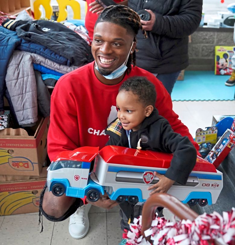 Damar Hamlin visited his teammates at the Buffalo Bills' facility ahead of  Sunday's victory over the Miami Dolphins