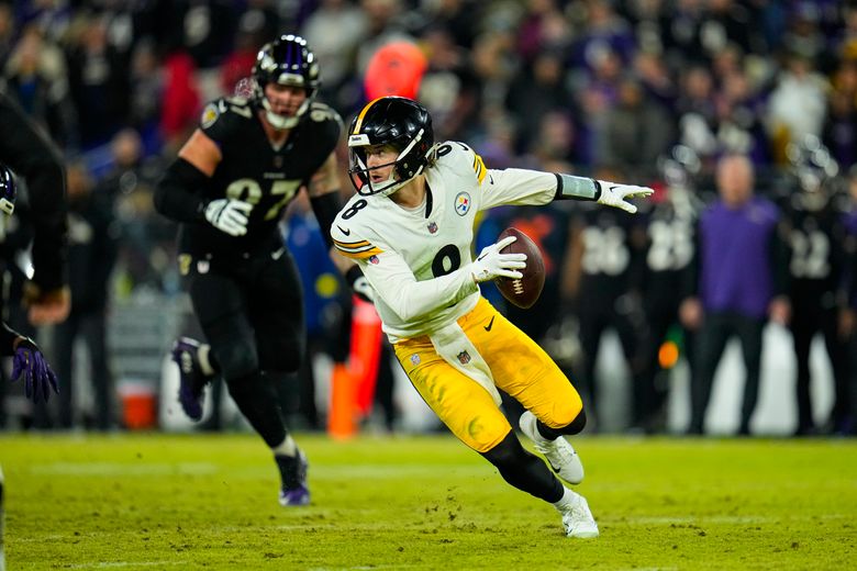 Pickett's patience, poise help fuel Steelers' late surge | The Seattle Times