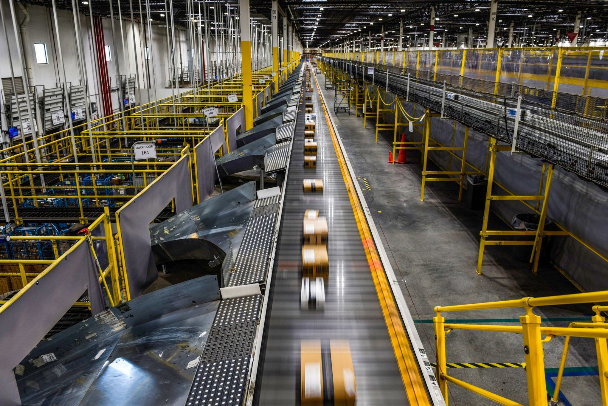 OSHA finds  failed to keep warehouse workers safe