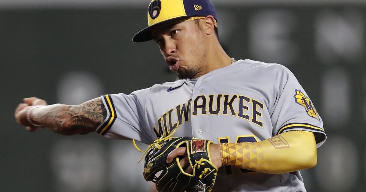 Brewers: Looking Back a Year After the Kolten Wong Signing