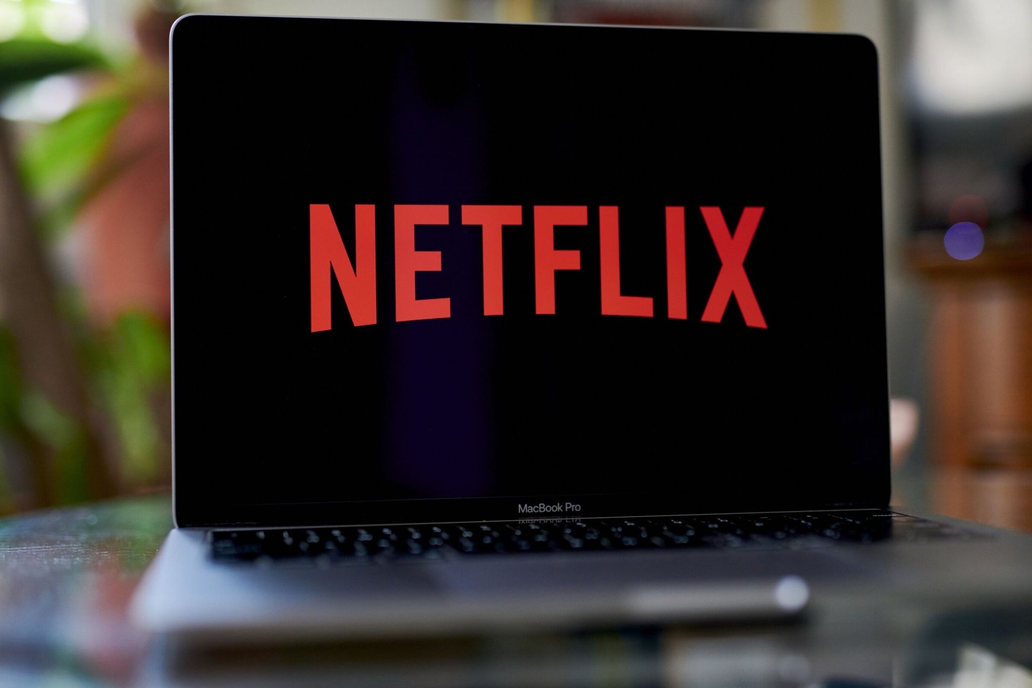 Here's how Netflix will prevent account password sharing