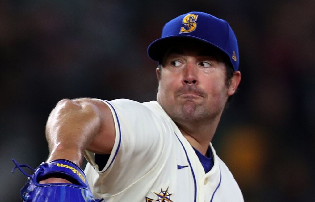 Slimmer frame? Looser pants? New pitch? Robbie Ray reports to
