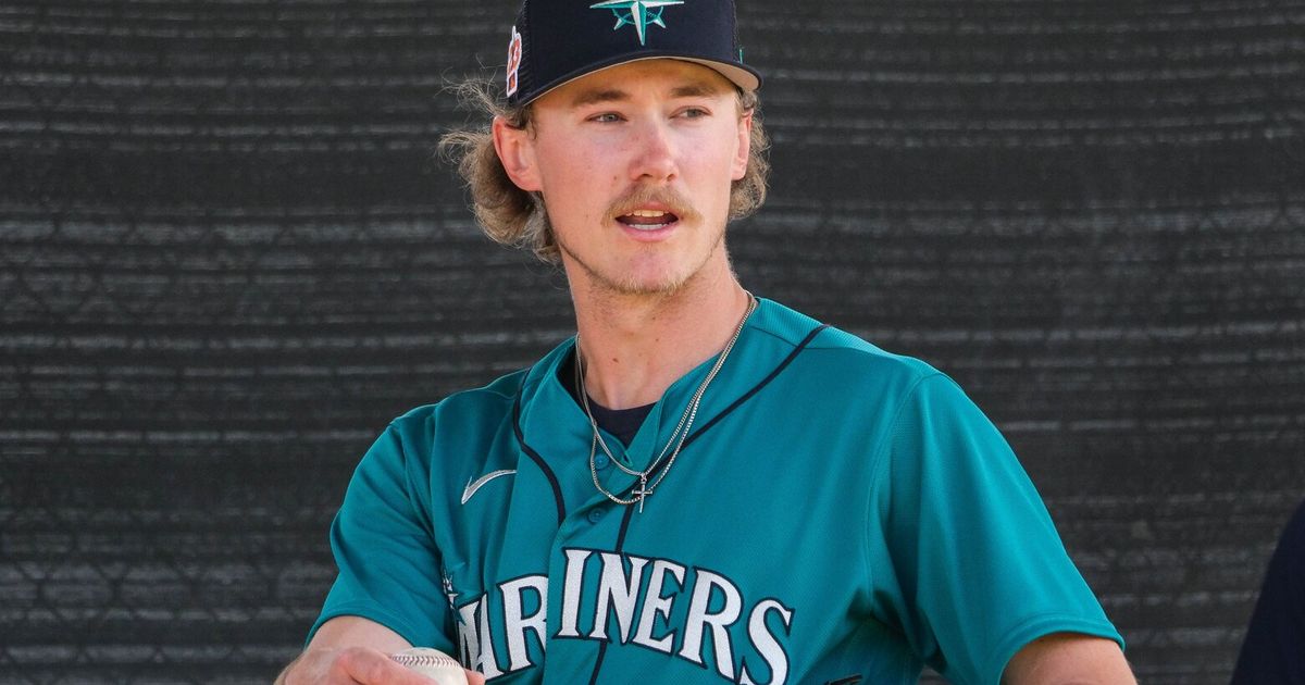 How Bryce Miller went from college reliever to intriguing starting