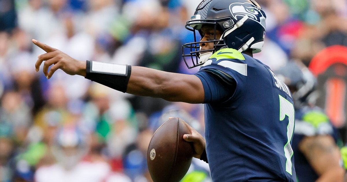 Seahawks, QB Geno Smith reach agreement on 3-year deal - The San