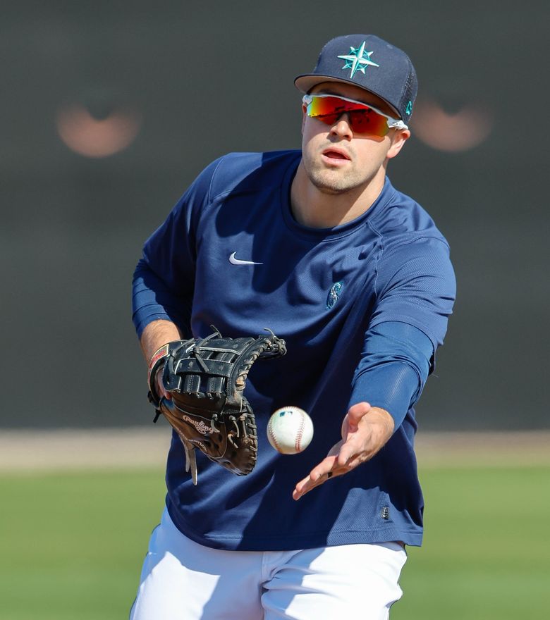 Evan White Spotted With An OF Glove - What Could That Mean For Him & The  Mariners