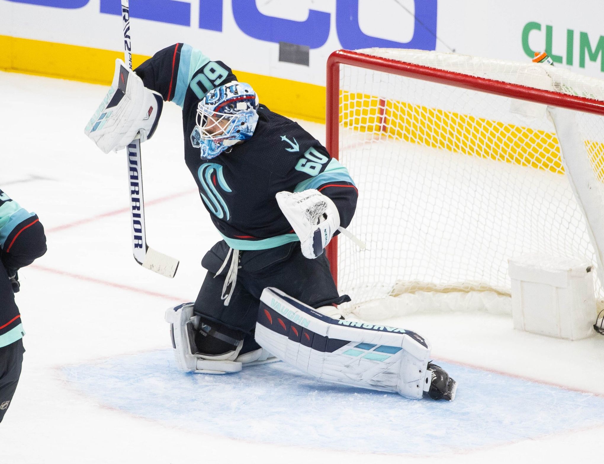 Seattle Kraken select Panthers' Chris Driedger in NHL expansion draft