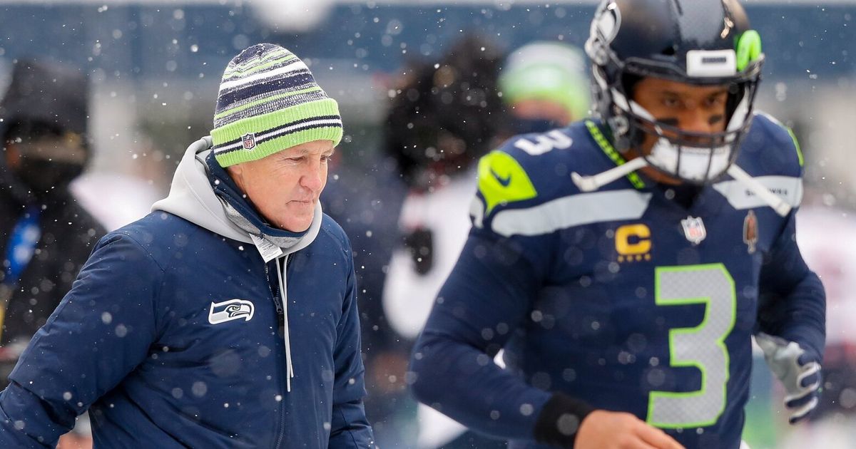 The Athletic] Russell Wilson asked Seahawks to fire Pete Carroll, GM before  Broncos trade: Sources : r/nfl