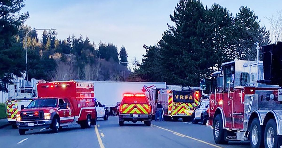 Crash kills 1 on West Valley Highway in Auburn The Seattle Times