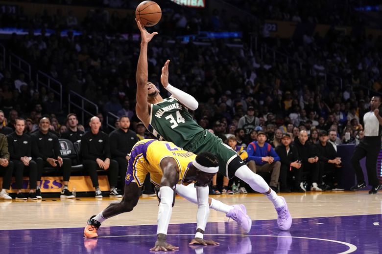 Lakers win ninth straight behind Kobe Bryant