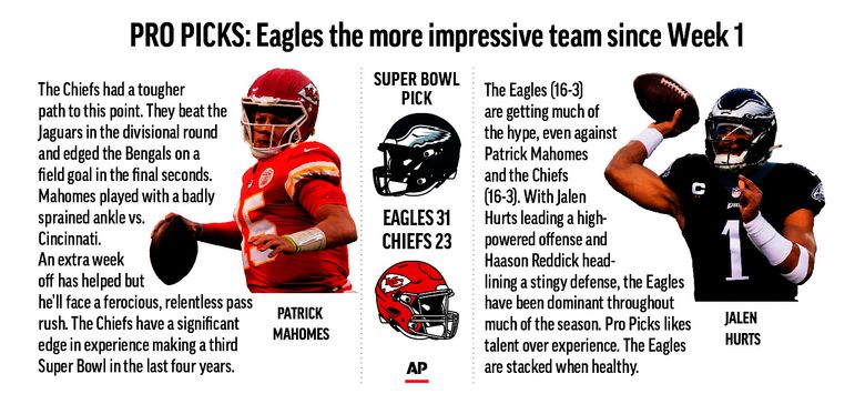 NFL Week 9 picks: Eagles top Texans; Chiefs ride Reid's bye prowess