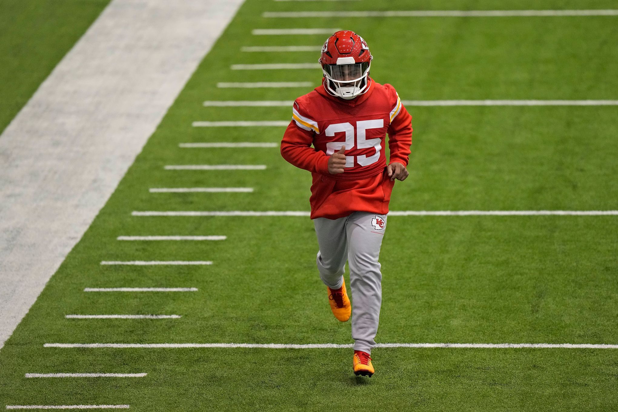 Kansas City Chiefs wide receiver Mecole Hardman (17) runs for a