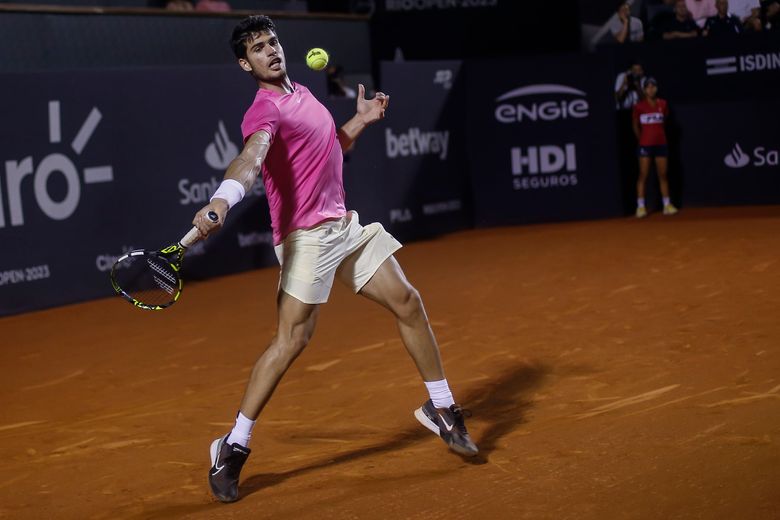 Carlos Alcaraz, número 1 do mundo, é o destaque do Rio Open de Tênis