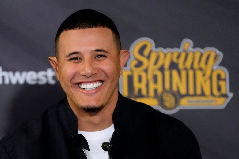 San Diego Padres sign Manny Machado to 11-year contract extension