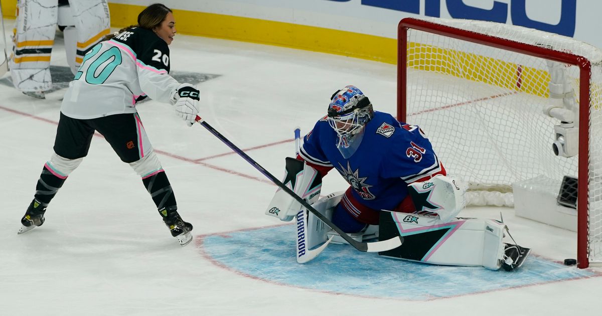 Panthers offer Sarah Nurse deal to lead girls hockey program