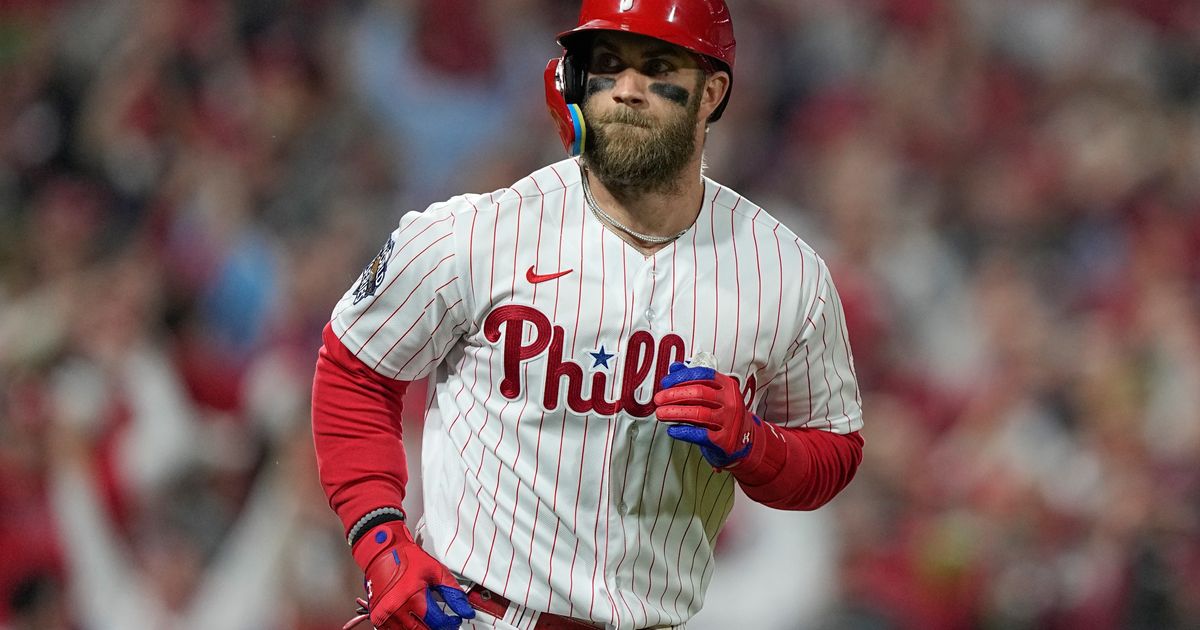 Phillies slugger Bryce Harper won't play right field for six weeks -  Washington Times