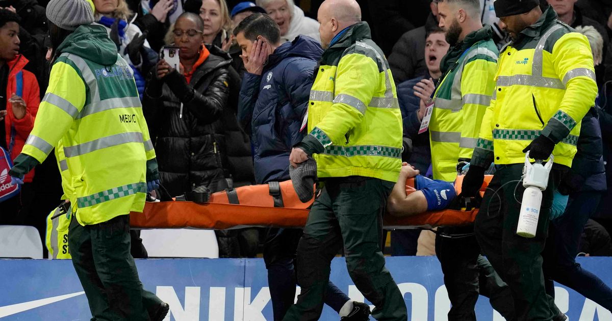 Azpilicueta out of hospital after being kicked in head