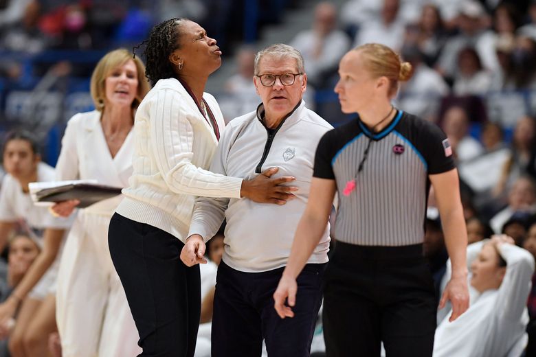 In slaying UConn, Dawn Staley cements South Carolina women's hoops as new  powerhouse