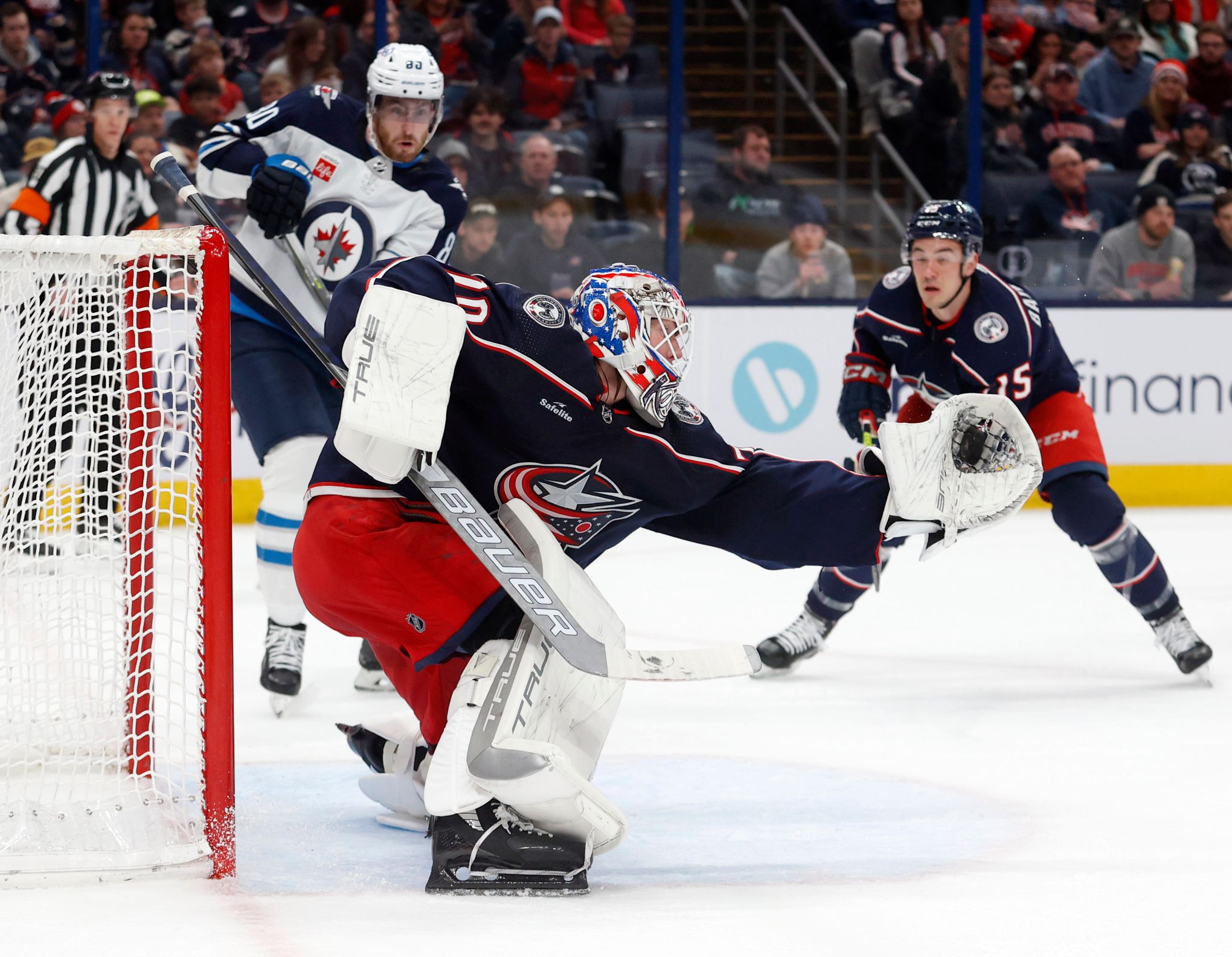 Kent Johnson scores game-winner for Blue Jackets against Winnipeg Jets