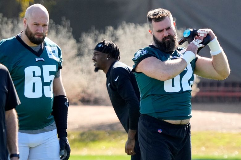Jason Kelce and Lane Johnson are toughness personified as the Eagles  pulverize the Giants in the trenches