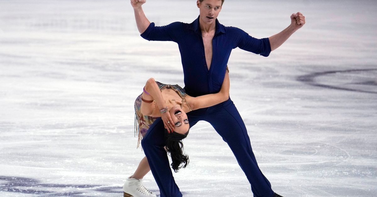 Chock and Bates win ice dance at Four Continents