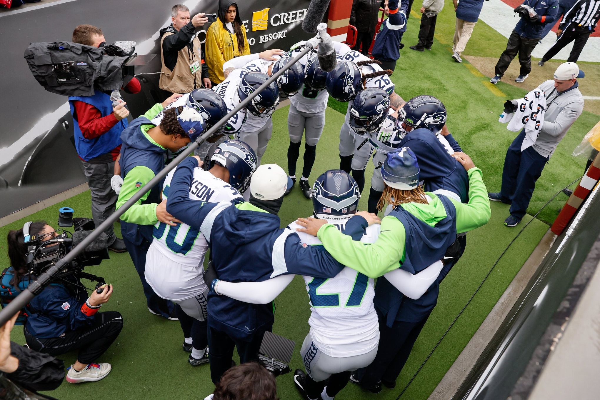 Seahawks uniforms ranked among league's ugliest 