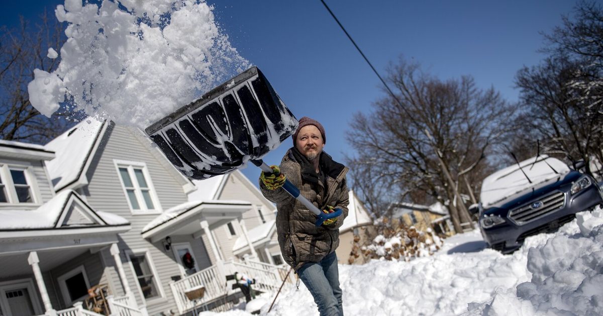 Snow blankets Northeast as cleanup begins from deadly storm | The ...