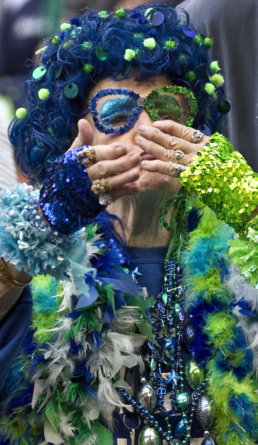 Ultimate Seahawks fan Mama Blue is fighting pancreatic cancer