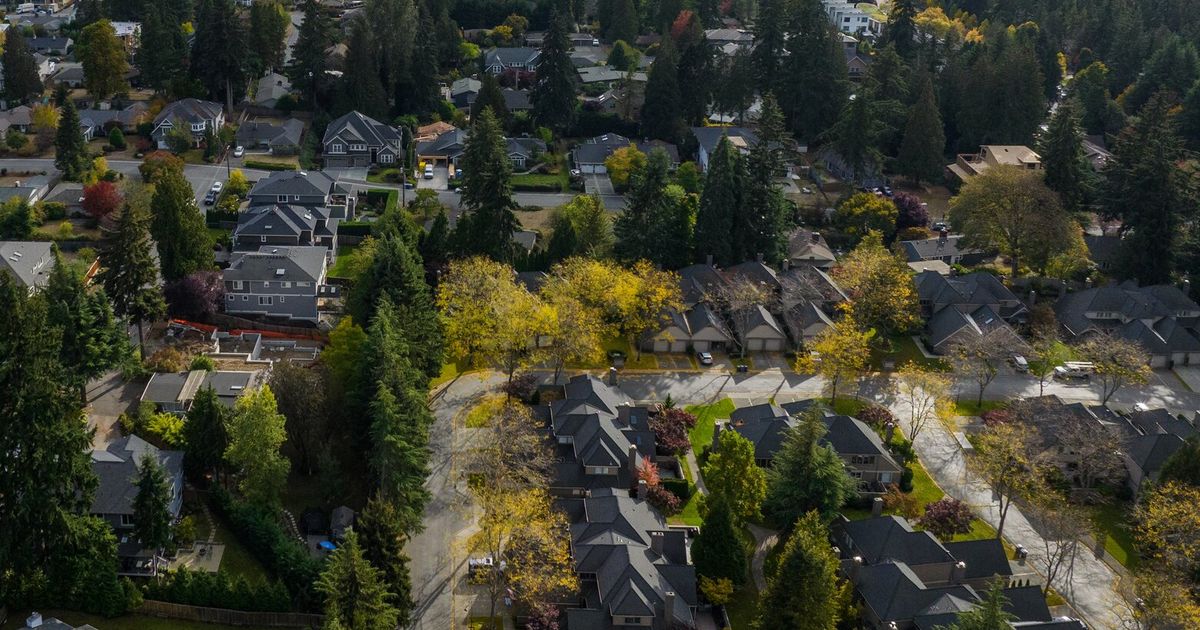 king-county-home-prices-drop-for-the-first-time-since-may-2020-the