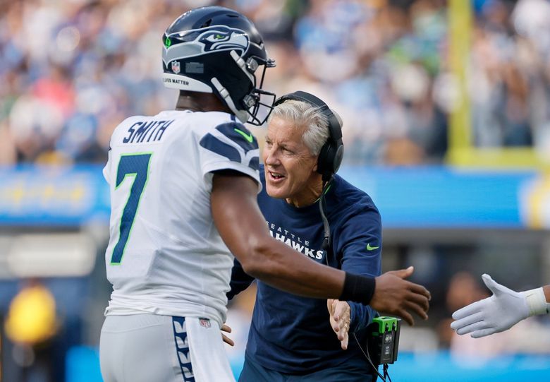 Seattle Seahawks Quarterback Geno Smith before a game between the Los