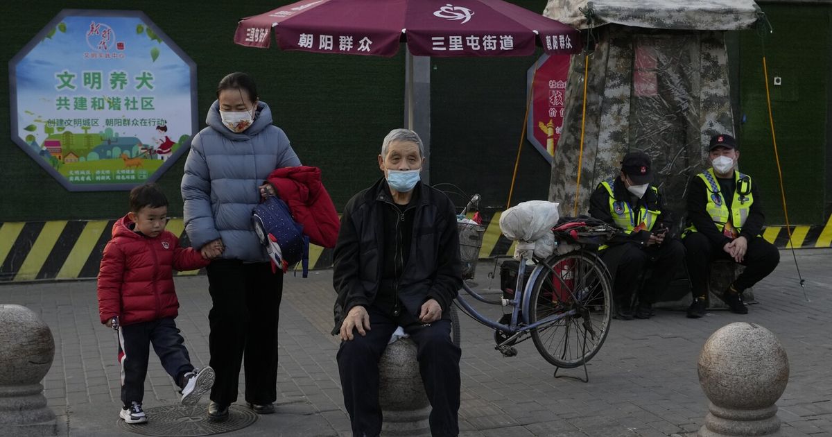US to relax COVID testing rules for travelers from China | The Seattle ...