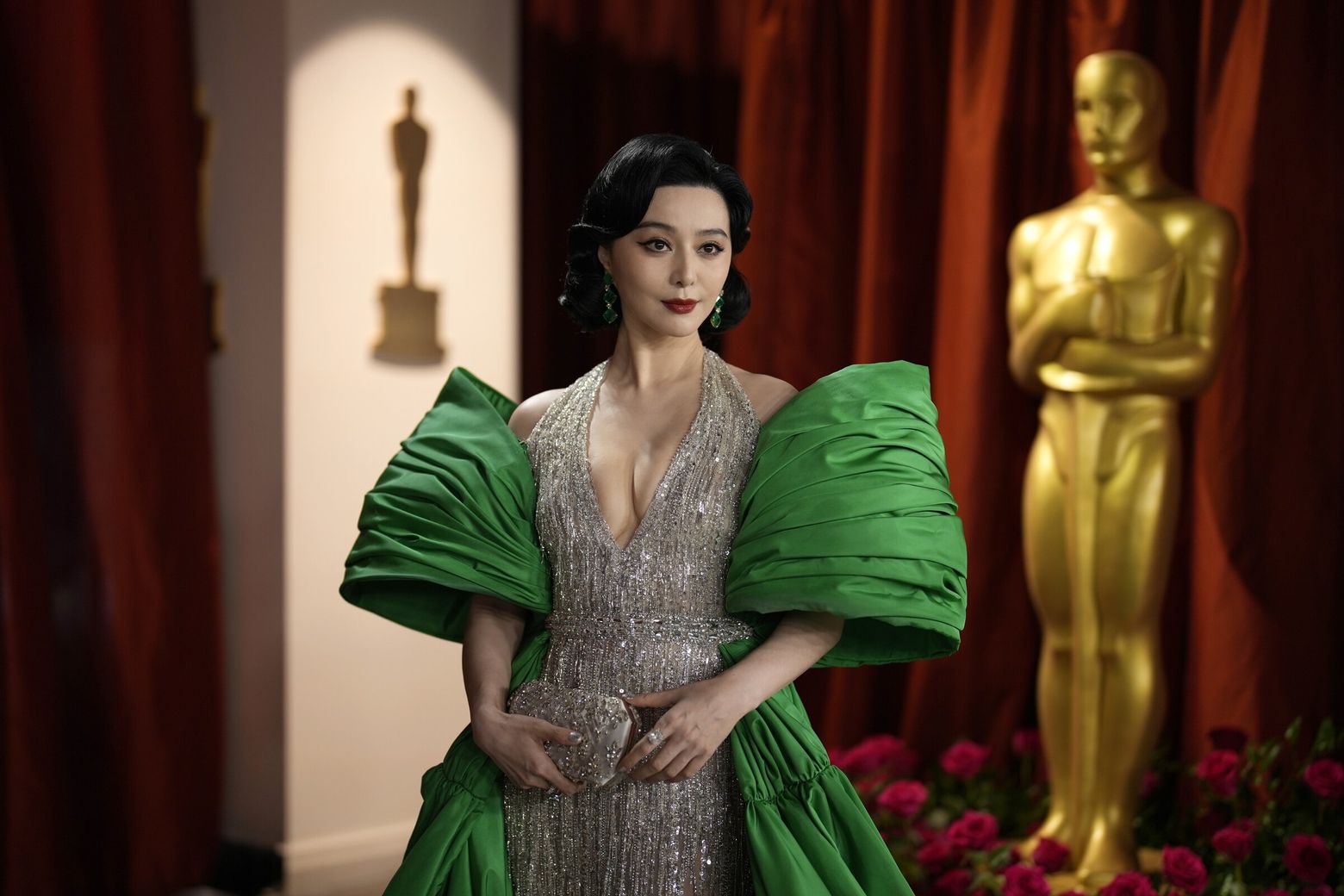 Our critic picks highlights from Oscars 2023's carpet | The Seattle Times